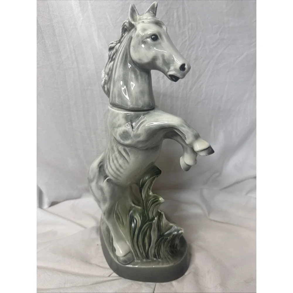 Vintage Jim Beam Trophy Horse Decanter Kentucky Straight Bourbon 1962 Bar Liquor